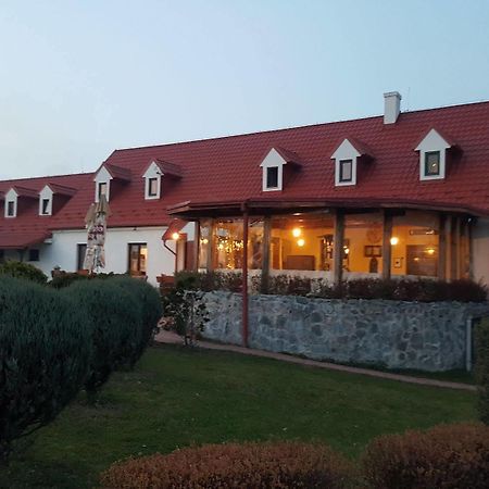Hotel Carpatia Bratislava Ngoại thất bức ảnh