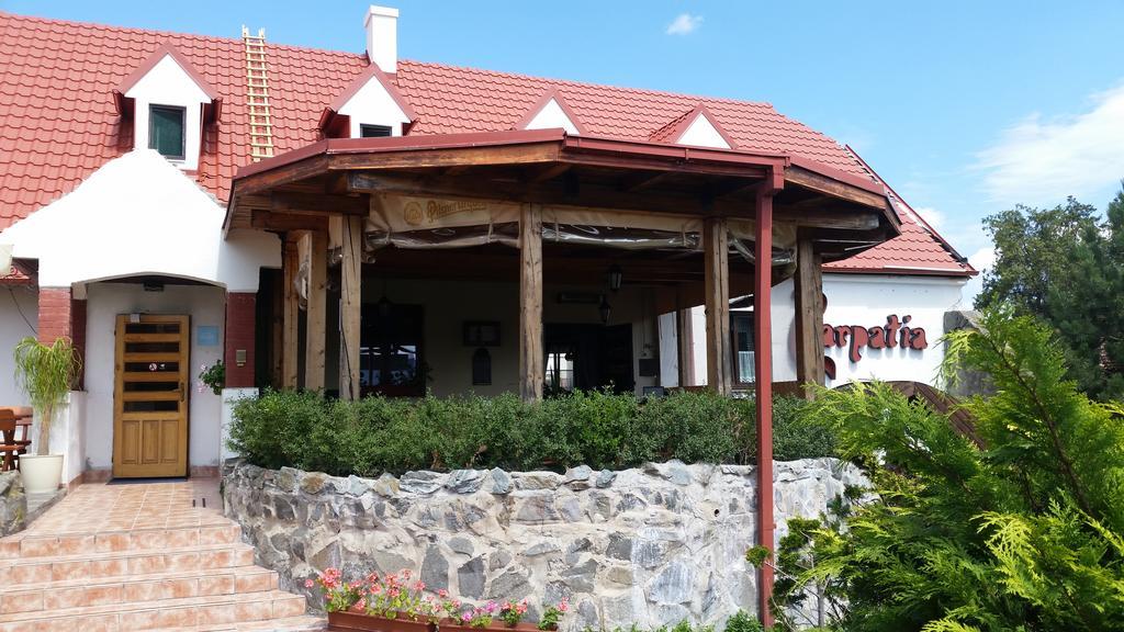 Hotel Carpatia Bratislava Ngoại thất bức ảnh